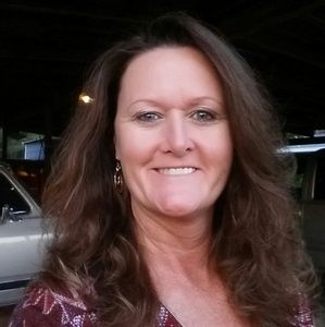 Meet your Posher, Deborah